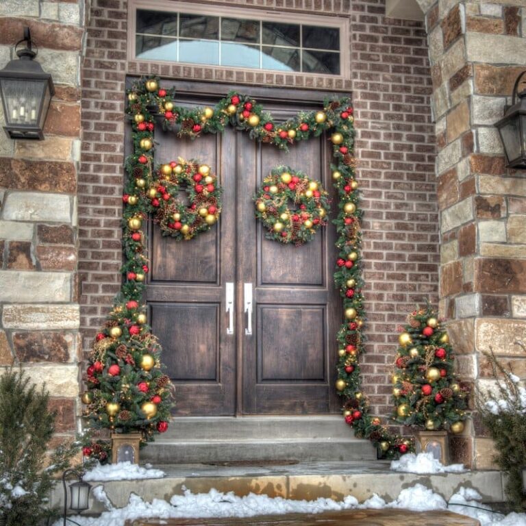 Best amazon Christmas decor (Holiday Porch)